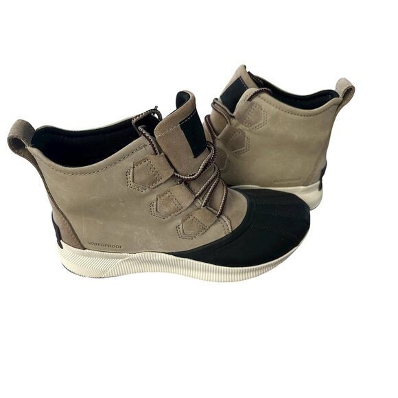 Sorel Womens Out N About III Classic WP Taupe Ankle Boots 7.5 New - Picture 1 of 16